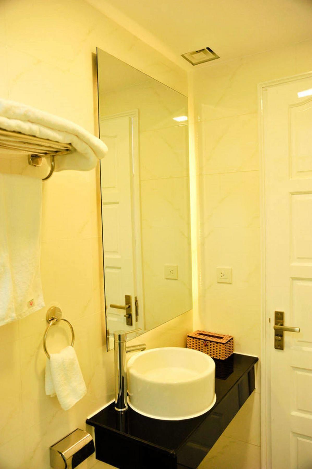 Allure Hotel Thuy Trieu Экстерьер фото