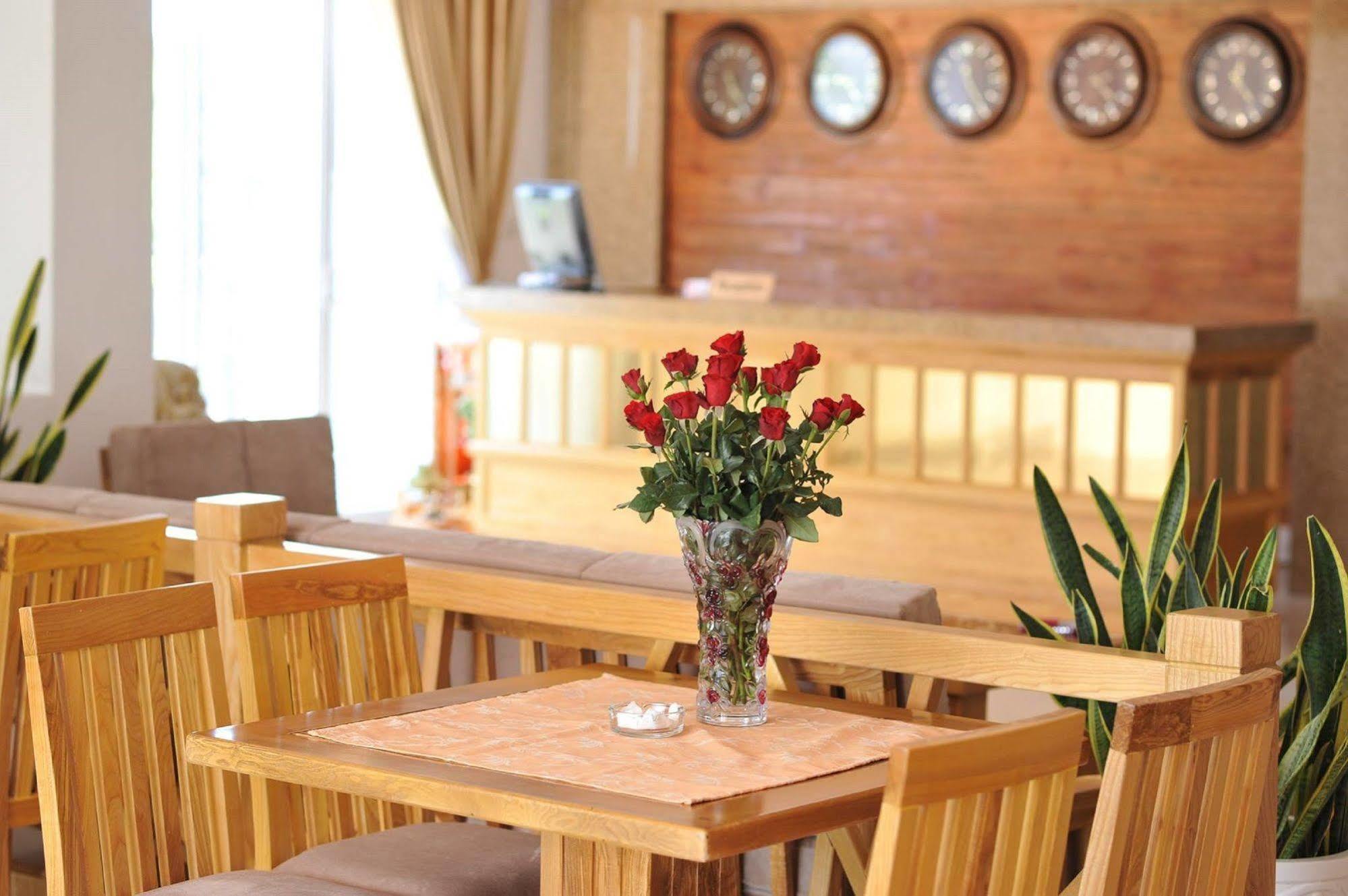 Allure Hotel Thuy Trieu Экстерьер фото